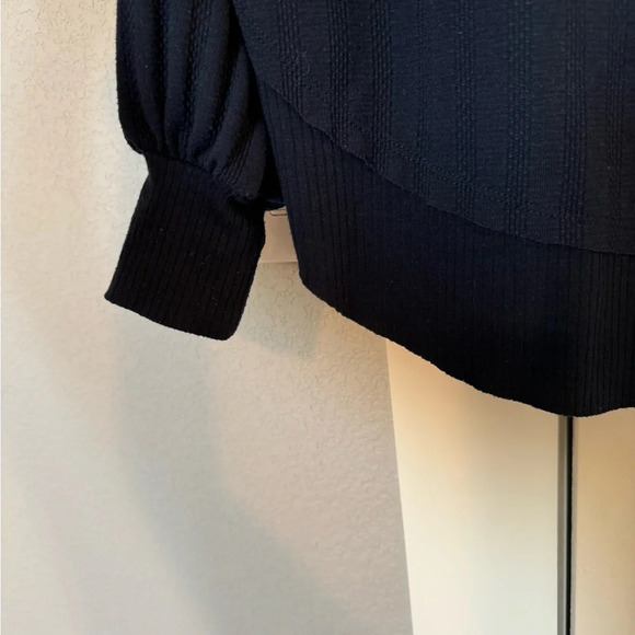 Jessica Simpson navy textured top - Picture 3 of 5